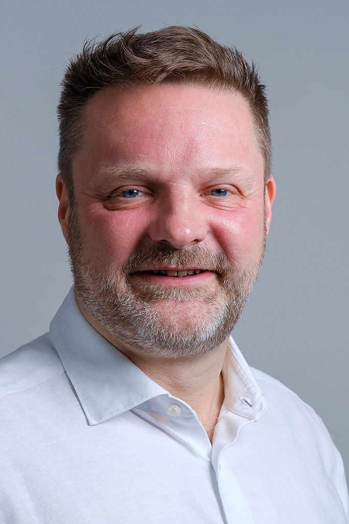 Clive-Harrison-MD-profile-large